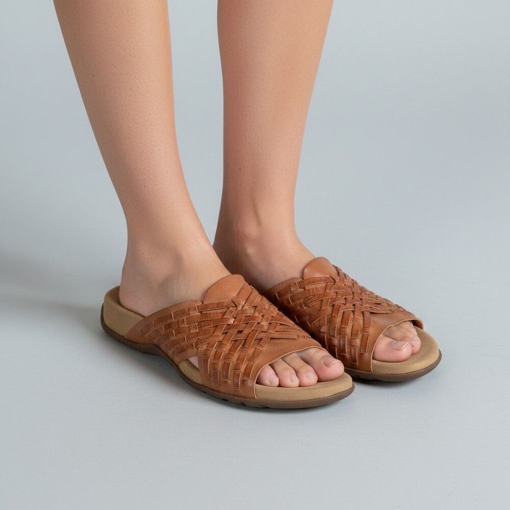 Taos Guru Brown Sandals Woven Leather Women's 11 Open Toe Flat